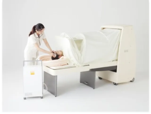 機械浴を備えた広いお風呂