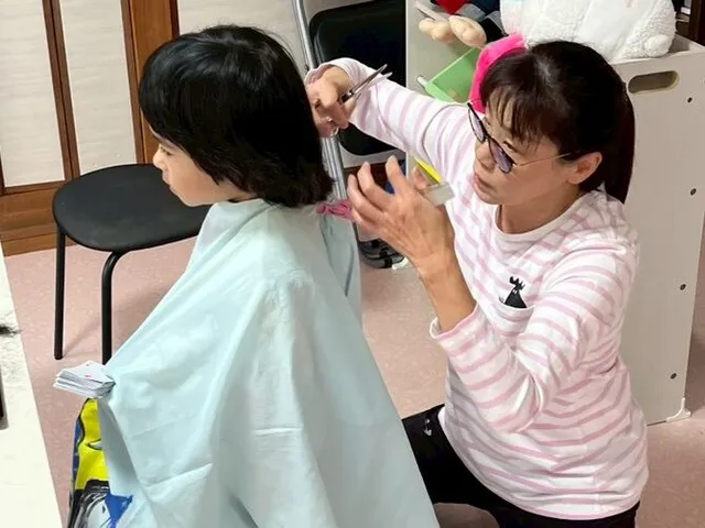 【カットサービス】美容師免許を持つ園長