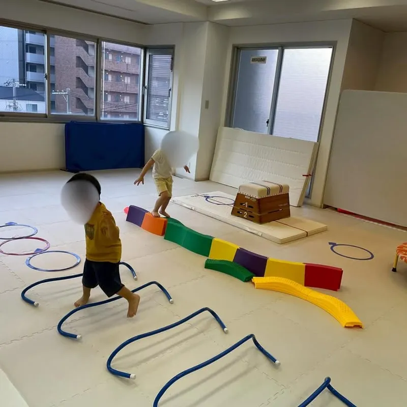 スポーツひろばプレイスキッズ長柄教室_写真