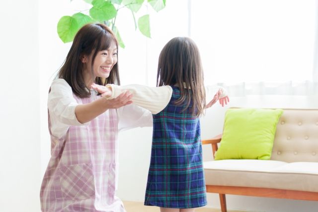 自費療育の費用相場はいくら？負担を軽くする方法や公費よりもおすすめな人の特徴を解説